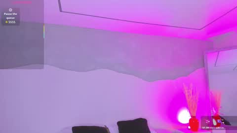 littlevaale online show from September 2025 11:15:02 AM