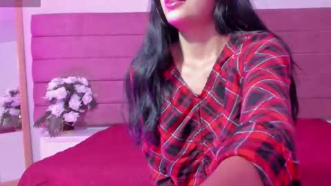 littlevaale online show from December 2025 11:37:01 AM