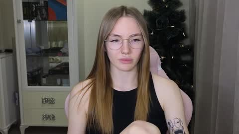 Eliana online show from December 2024 02:11:02 PM