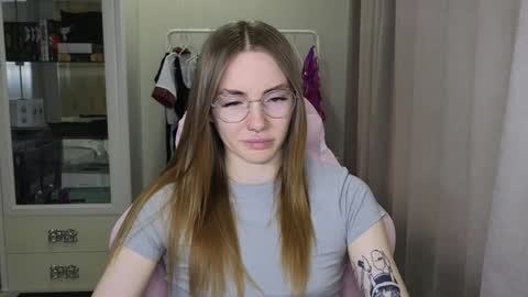 Eliana online show from January 2025 11:54:02 AM