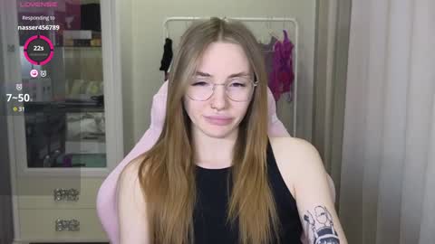 Eliana online show from February 2025 08:42:01 AM