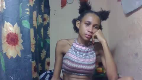 Snapshot of littleyanah chatting on April 2026 07:14:01 PM yanah online show from April 2026 07:14:01 PM