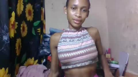 Snapshot of littleyanah chatting on April 2026 07:14:02 AM yanah online show from April 2026 07:14:02 AM