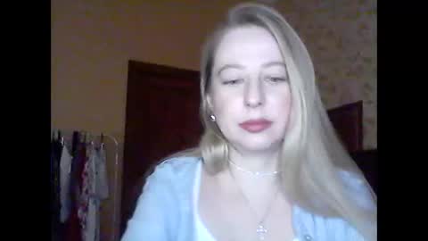 Livandria online show from March 2026 10:37:02 PM