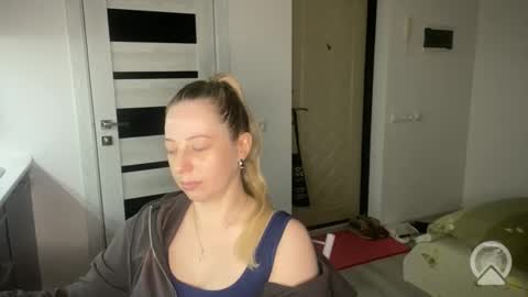 Livandria online show from May 2026 07:55:02 PM