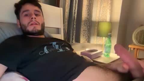 Snapshot of livefantesy4 chatting on January 2026 05:15:01 PM livefantesy4 online show from January 2026 05:15:01 PM