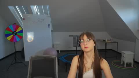 Sheryl online show from April 2026 10:10:01 AM