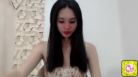 Lvia online show from October 2025 11:27:01 PM