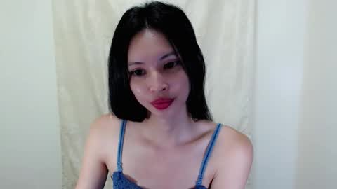 Lvia online show from October 2025 12:05:02 AM