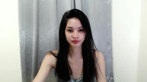 Lvia online show from November 2025 03:33:02 PM
