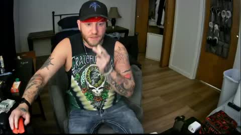 livingpuddle online show from May 2026 06:41:01 AM