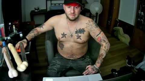 livingpuddle online show from May 2026 02:50:02 AM