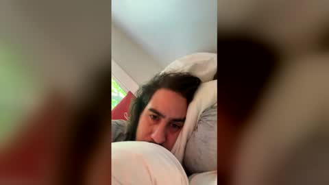 livinlavide online show from April 2026 07:33:02 PM