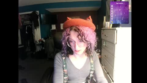 Snapshot of livolioyo chatting on December 2024 01:07:02 PM Livolio online show from December 2024 01:07:02 PM