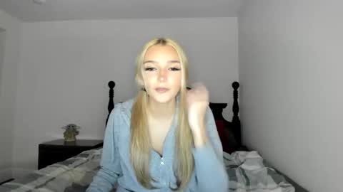 Livvy online show from May 2026 04:08:02 AM