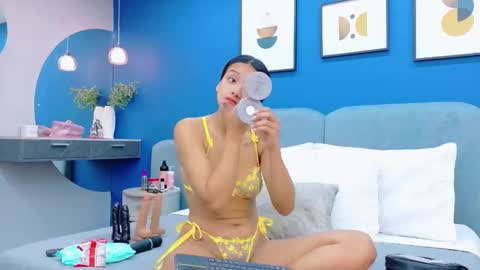 Snapshot of lixiepeyton chatting on December 2025 12:32:02 PM lixiepeyton online show from December 2025 12:32:02 PM