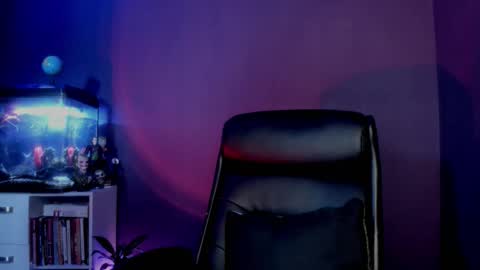 Snapshot of lixrose chatting on December 2025 11:10:02 PM LixRose online show from December 2025 11:10:02 PM