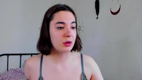 liyaflyhigh online show from May 2026 05:35:01 AM