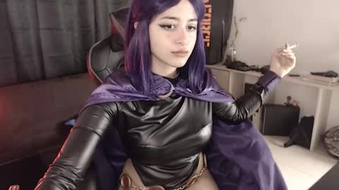 Elizabeth online show from November 2025 09:02:01 PM