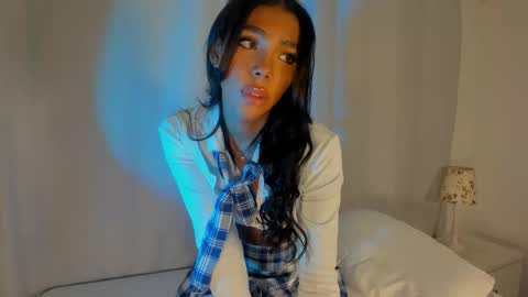 Snapshot of liz_grant chatting on November 2025 11:04:02 PM Liz Grant online show from November 2025 11:04:02 PM