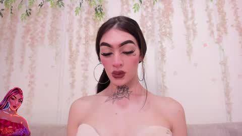 Snapshot of liz_lunaa chatting on April 2026 07:00:01 PM Liz Luna online show from April 2026 07:00:01 PM