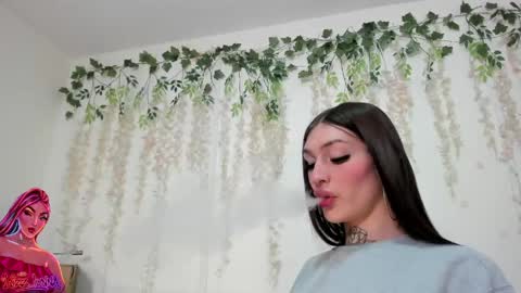 Liz Luna online show from April 2026 10:38:01 PM