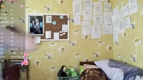Molly online show from May 2026 09:17:02 AM