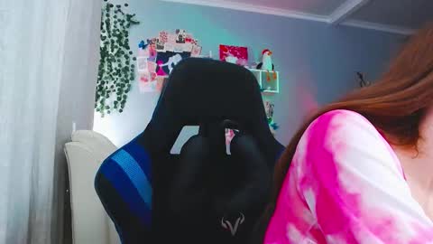 Lisa online show from October 2025 11:11:01 AM