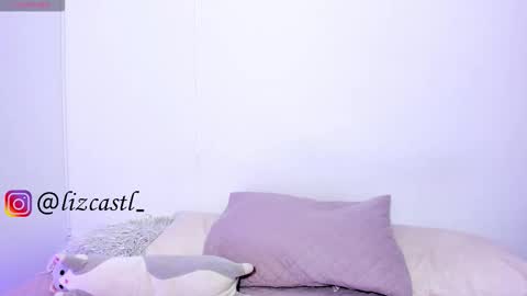 lizcastl online show from November 2025 10:34:02 PM