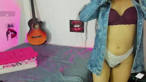 lizeth online show from September 2025 12:43:02 AM