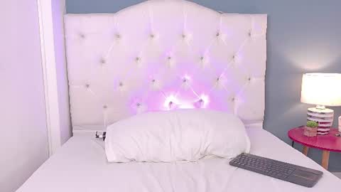 Lizette Kitty online show from June 2026 10:15:01 AM