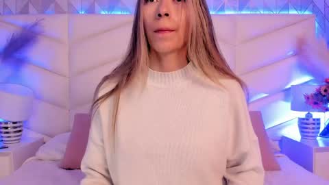 LIZZI online show from May 2026 07:30:01 PM