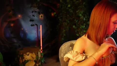 Elizabeth online show from November 2025 06:18:02 PM