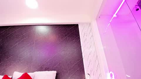 Snapshot of lizziierose chatting on February 2025 03:28:02 PM I am Lizz online show from February 2025 03:28:02 PM