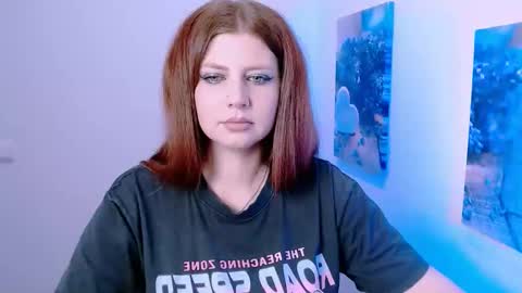 Lizzy3 online show from November 2025 08:52:01 PM