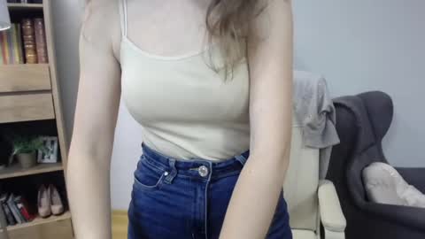 Lizzy online show from May 2026 05:03:01 AM
