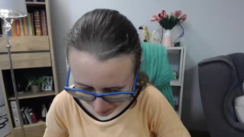 Lizzy online show from May 2026 04:30:02 AM