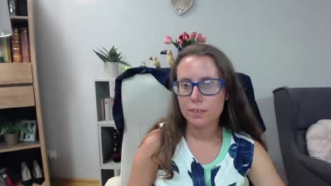 Lizzy online show from June 2026 10:15:01 AM