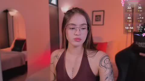 Lizzy Colins online show from July 2026 03:25:01 PM