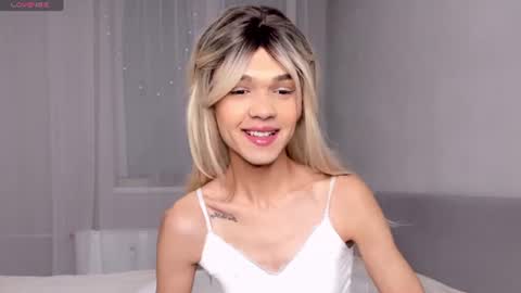 Snapshot of lizzydelrey chatting on July 2026 07:30:01 PM lizzydelrey online show from July 2026 07:30:01 PM