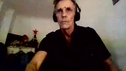 ellbee online show from October 2025 09:26:02 PM