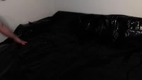 llovelatex online show from December 2025 08:25:02 PM