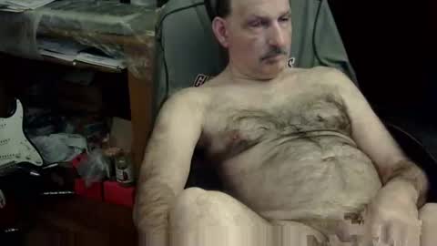 loades182025 online show from November 2025 04:56:01 AM