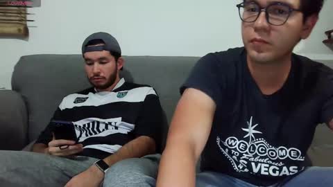 Lobo online show from October 2025 03:32:01 AM