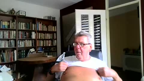 Loebet online show from May 2026 02:34:02 PM