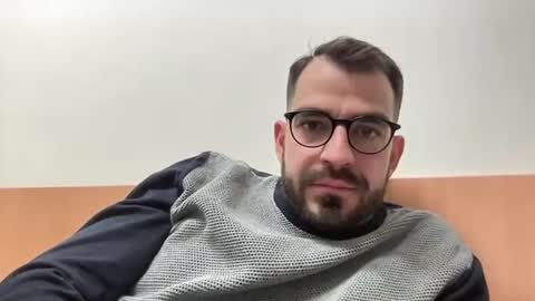 Snapshot of lofas12345 chatting on December 2024 03:37:02 PM lofas12345 online show from December 2024 03:37:02 PM