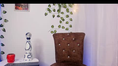 Snapshot of logan_drakex chatting on March 2025 05:00:02 AM LOGAN DRAKE online show from March 2025 05:00:02 AM