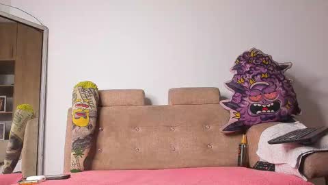 Snapshot of logan_drakex chatting on September 2025 06:59:02 AM LOGAN DRAKE online show from September 2025 06:59:02 AM