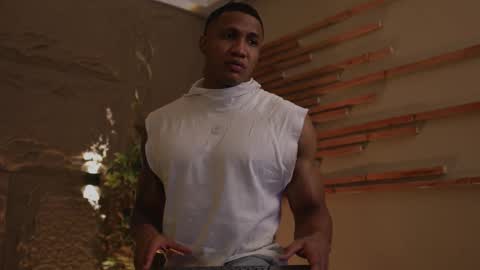 logan_varela online show from October 2025 02:31:02 AM