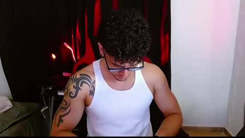 Snapshot of loganandrwz chatting on February 2026 12:49:01 AM Loganandrwz online show from February 2026 12:49:01 AM